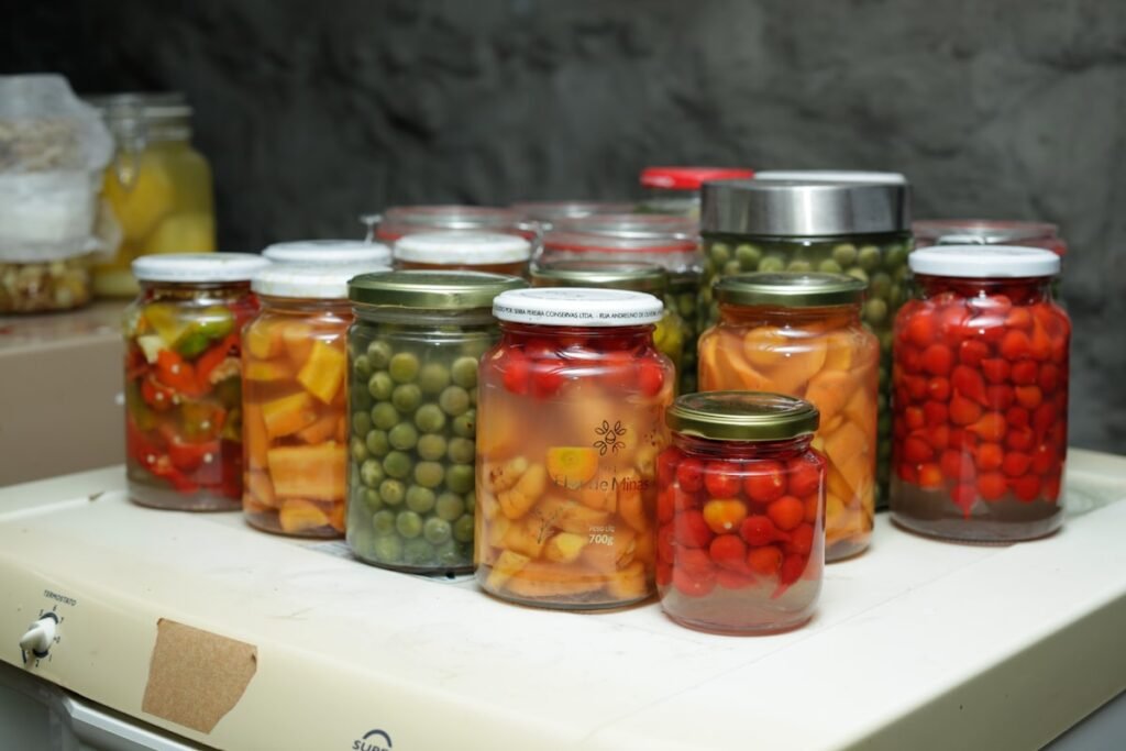 Gut-healthy foods supporting gut health for men, including yogurt and fermented vegetables