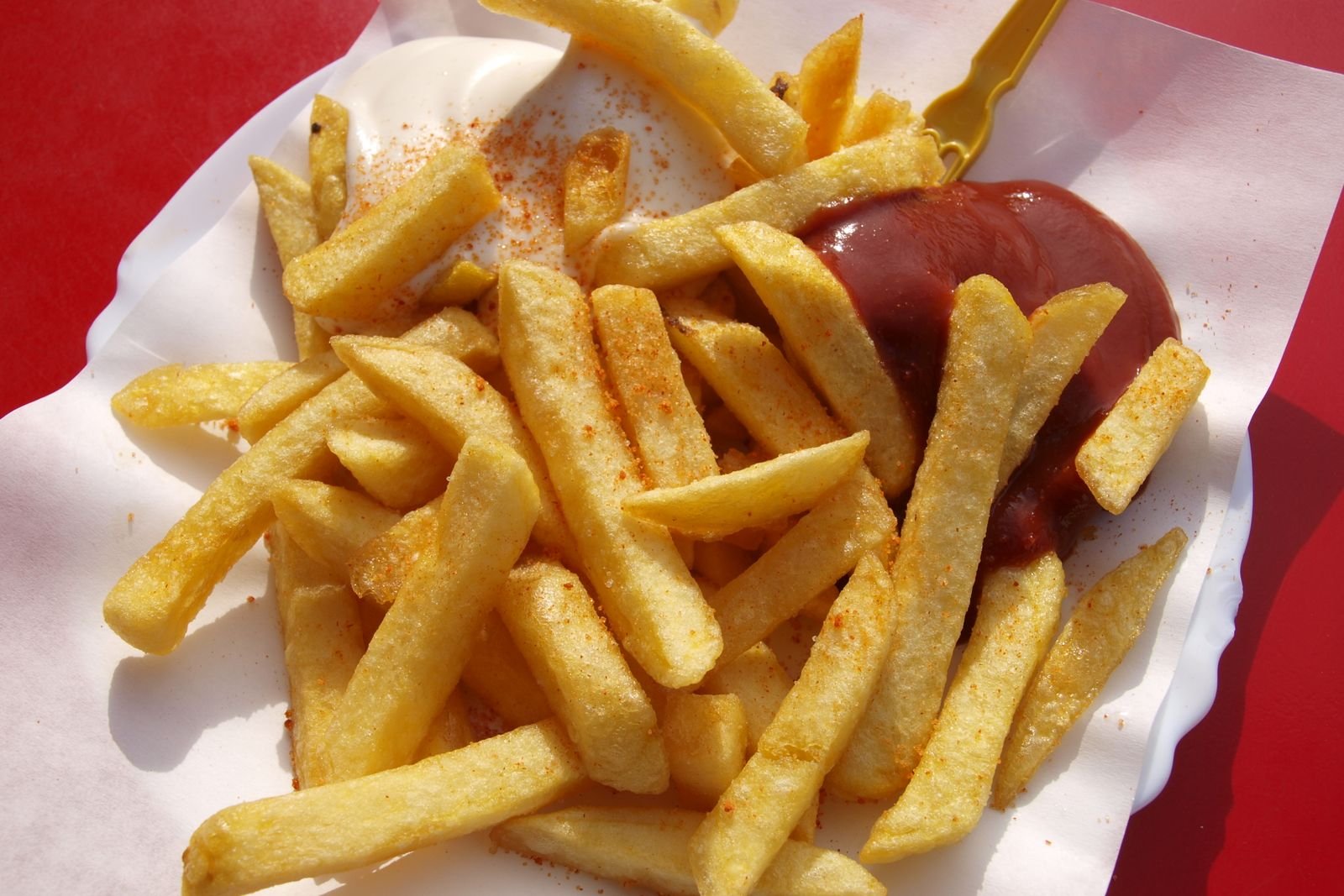French fries with ketchup and mayonnaise